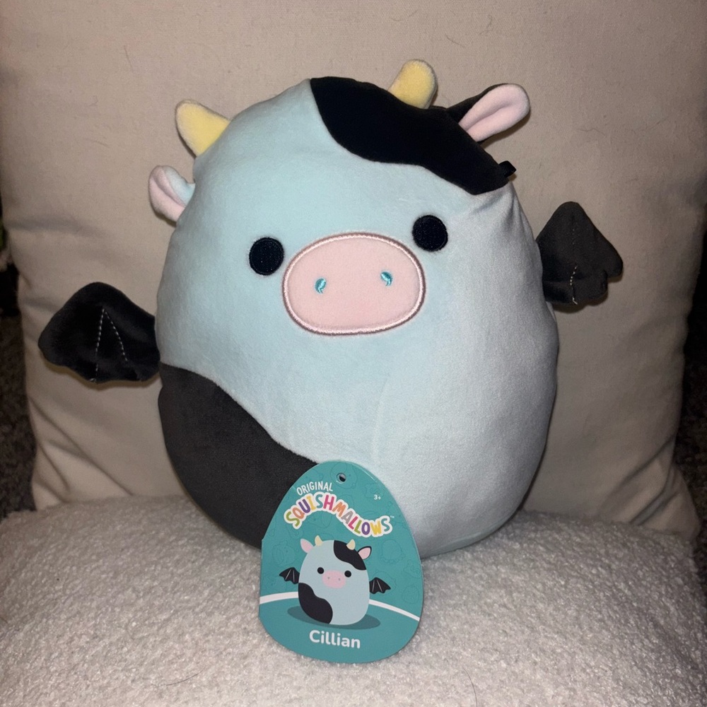 Squishmallows Cillian Cow Plush